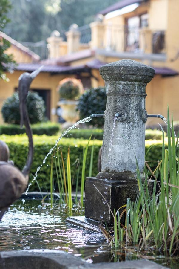 The Tuscan Garden Ньюкасл Экстерьер фото